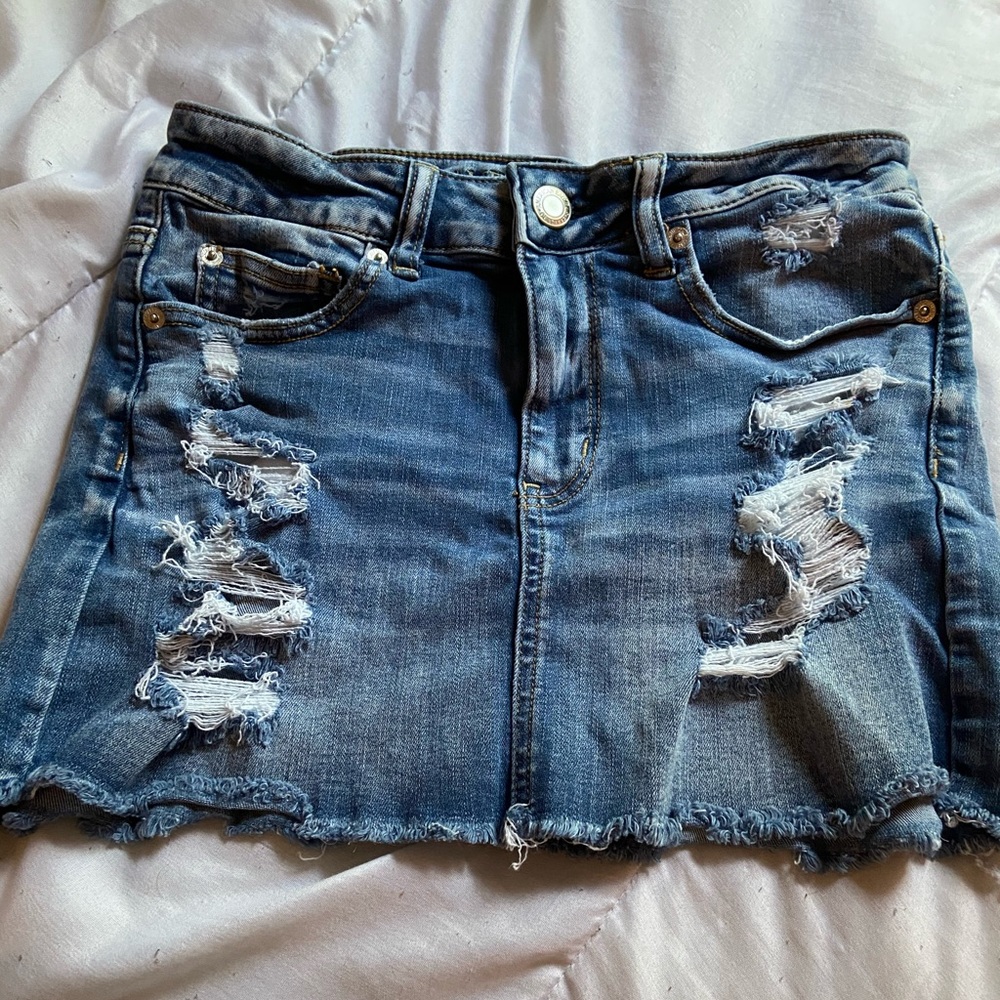 Size 4 Women’s AEO Stretchy Skirt
